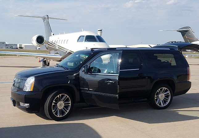 13 Steps To Choose The Right Airport Limo In Toronto